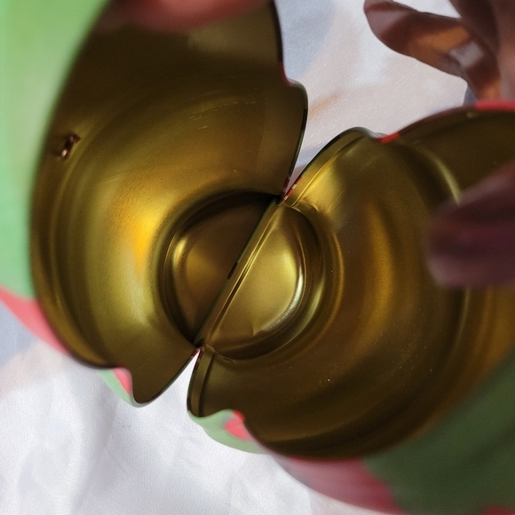 Holiday Fillable Tins Set of 5 - Picture 4 of 13